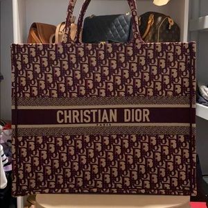 Dior booktote
